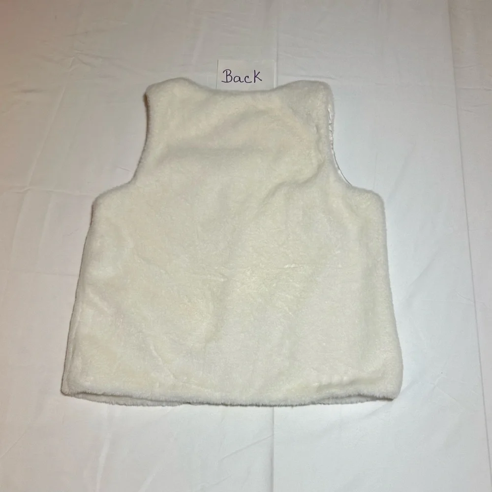 OshKosh B'gosh Girls Size 14 Ivory Faux Fur Lined Vest Sleeveless
